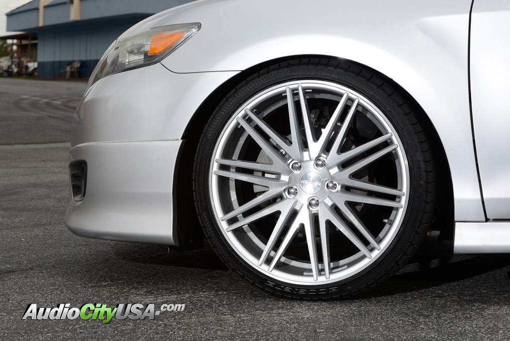 2010 Toyota Camry photo