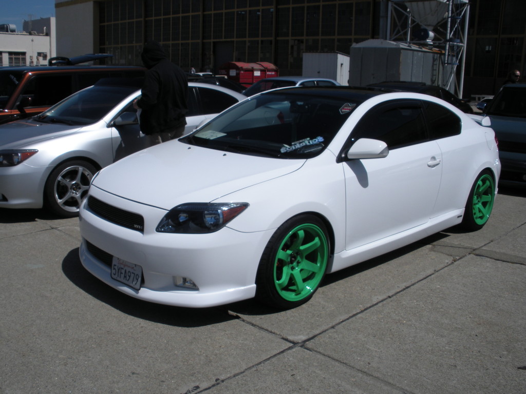 2007 Scion tC photo