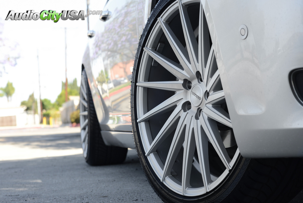 2013 Chrysler 300C photo