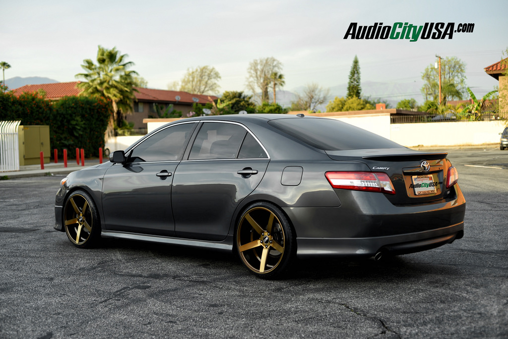 2011 Toyota Camry photo
