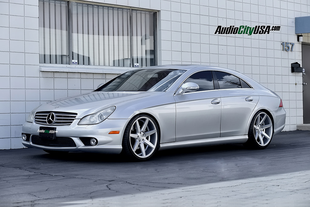 2010 Mercedes-Benz CLS-Class photo