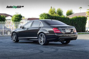 2012 Mercedes-Benz S-Class