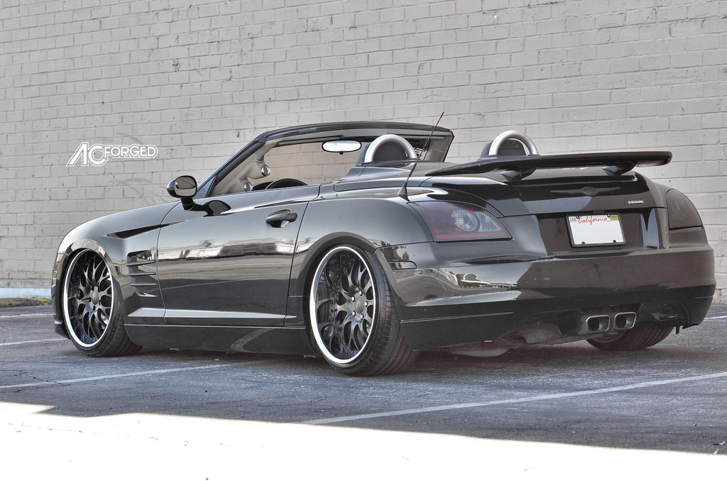 2005 Chrysler Crossfire photo