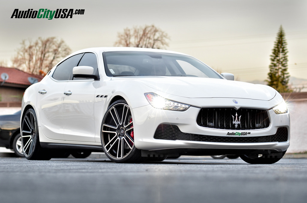 2015 Maserati Ghibli photo