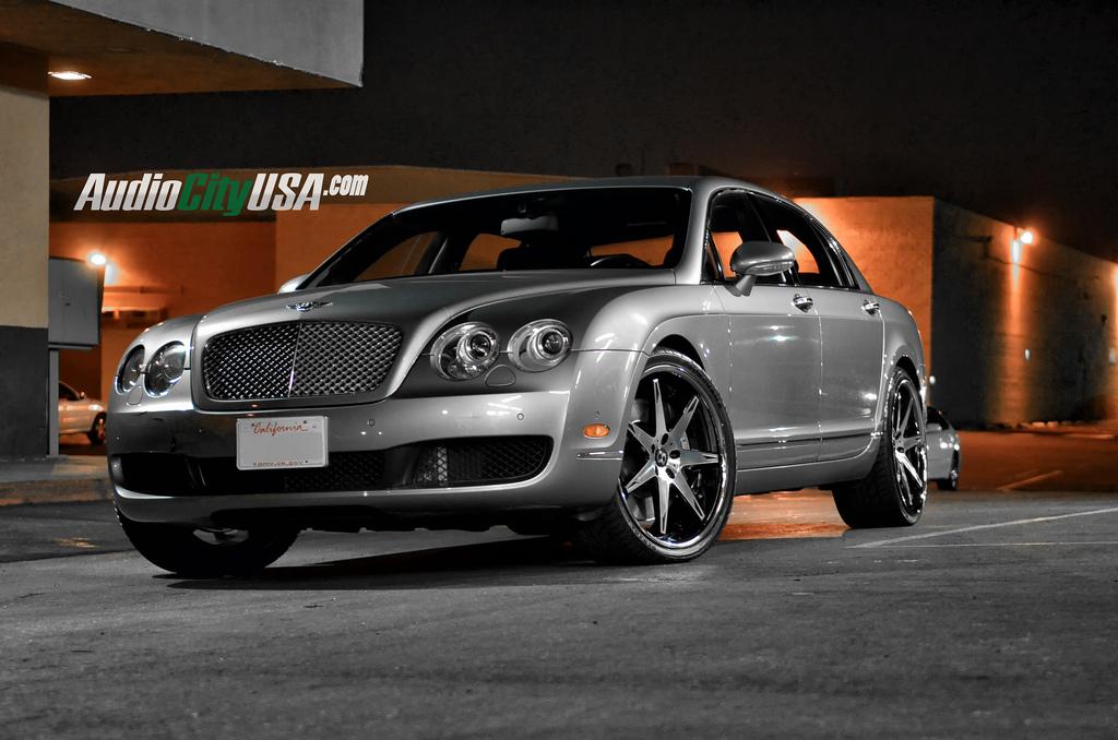 2007 Bentley Continental Flying Spur photo