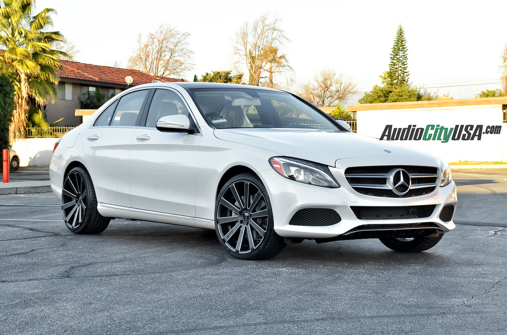 2015 Mercedes-Benz C-Class photo