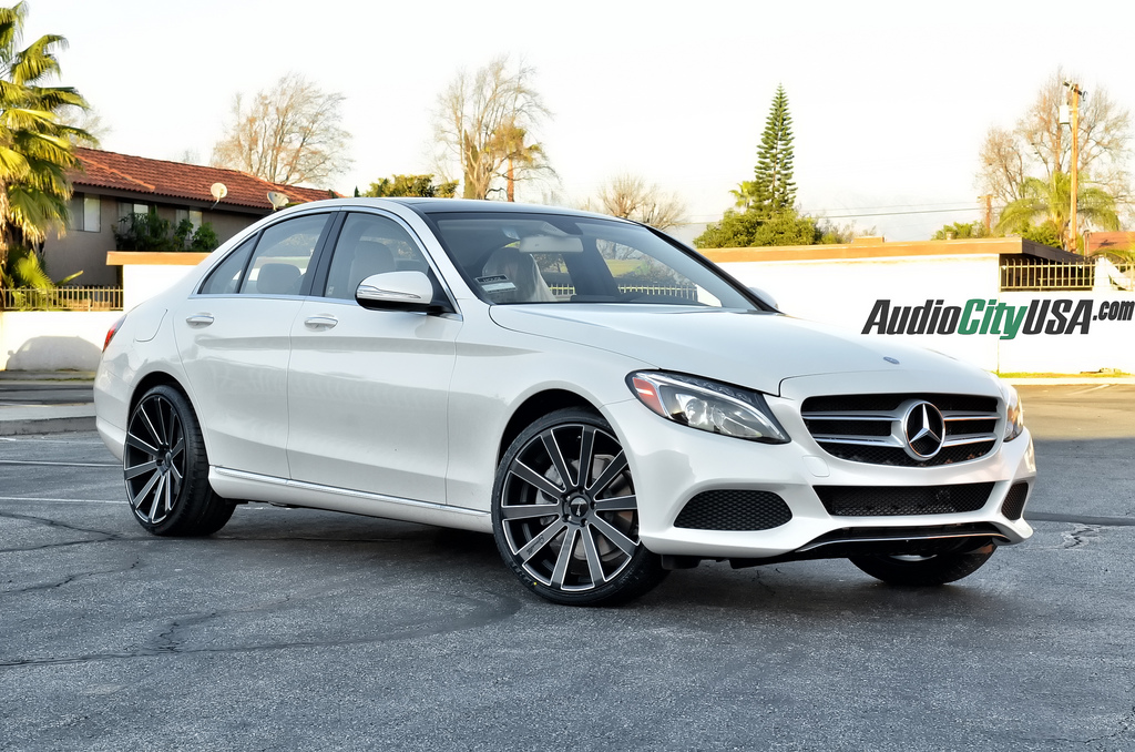2015 Mercedes-Benz C-Class photo
