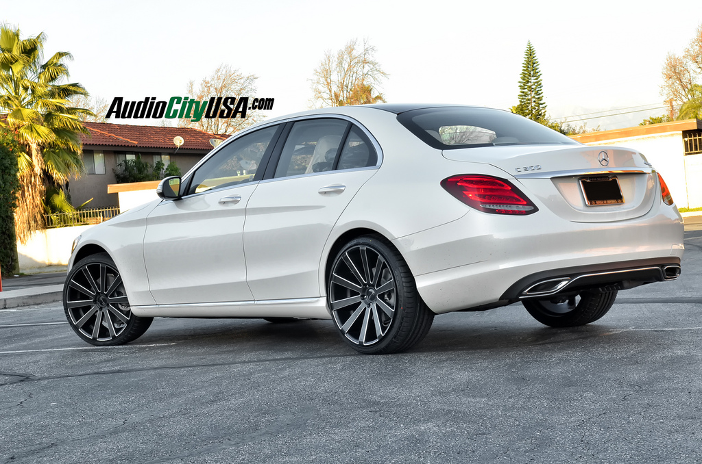 2015 Mercedes-Benz C-Class photo