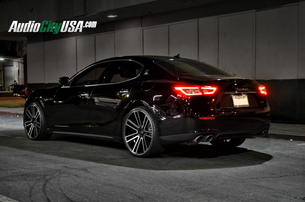 2014 Maserati Ghibli photo