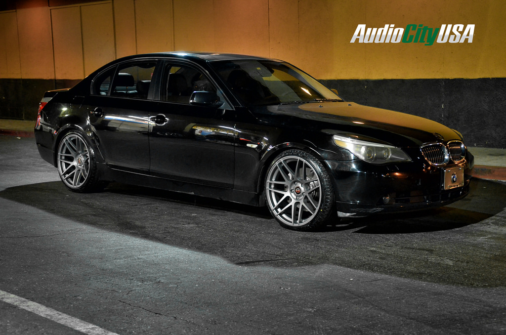 2005 BMW 545 photo