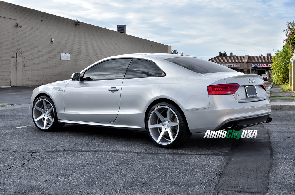 2013 Audi S5 photo