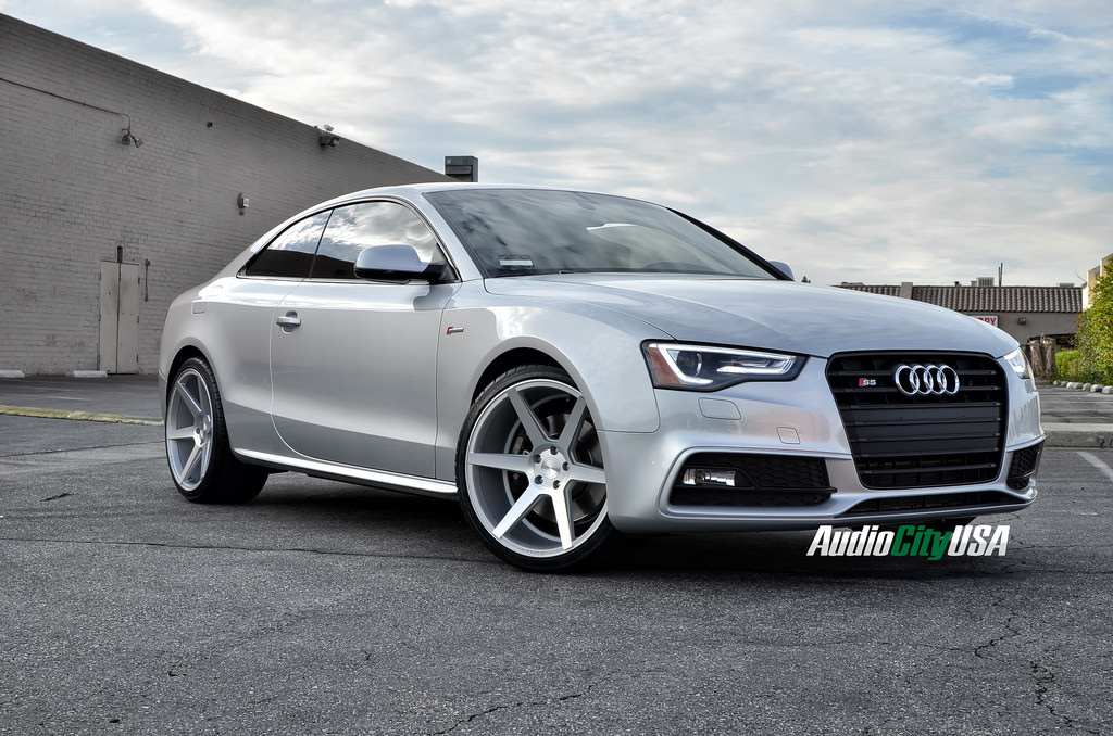 2013 Audi S5 photo