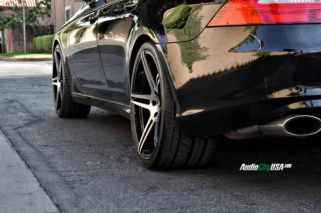 2007 Mercedes-Benz CLS-Class photo