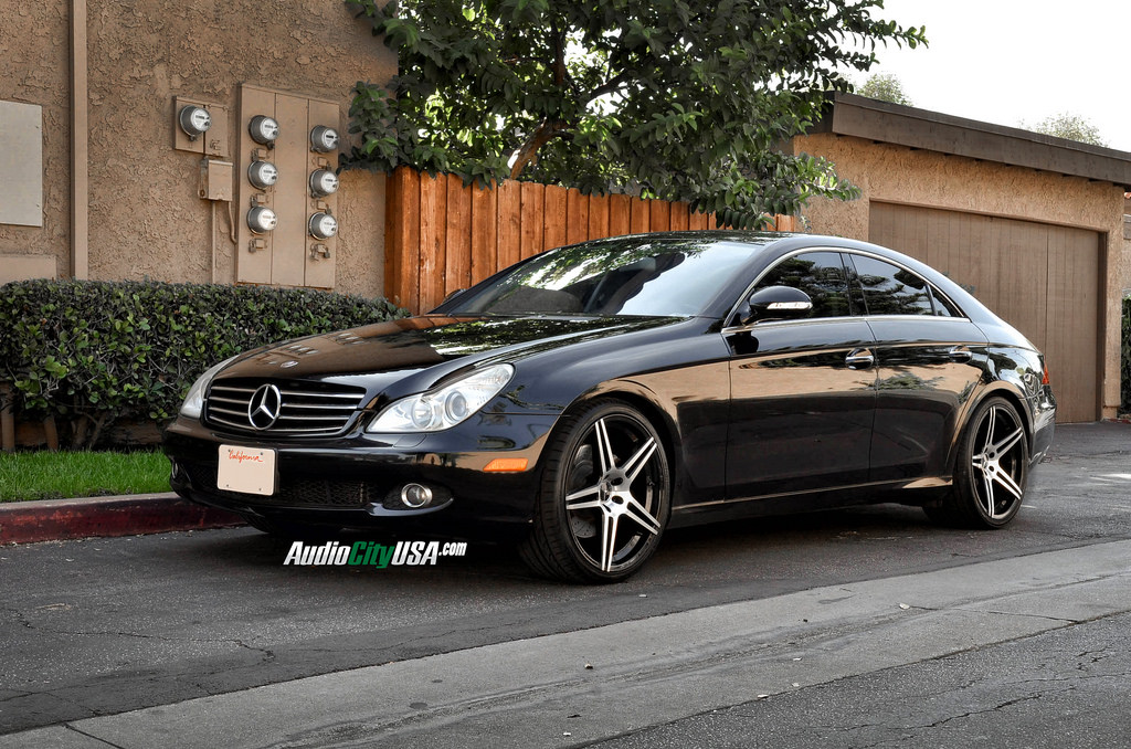 2007 Mercedes-Benz CLS-Class photo
