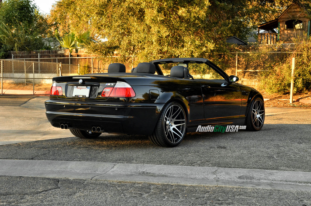 2005 BMW M3 photo