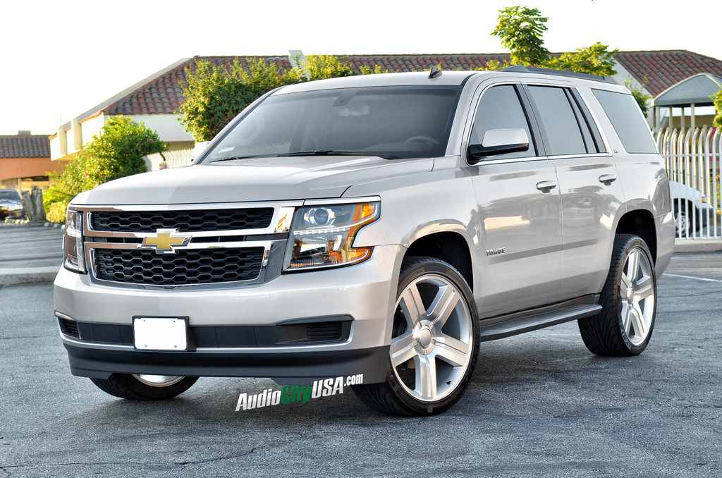 2015 Chevrolet Tahoe photo