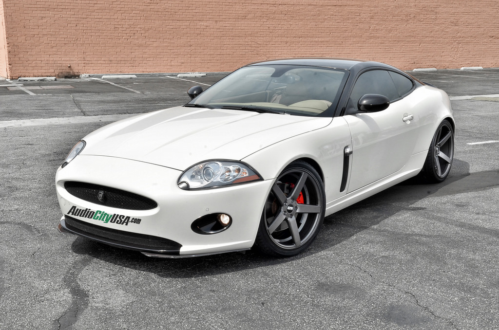 2009 Jaguar XK photo