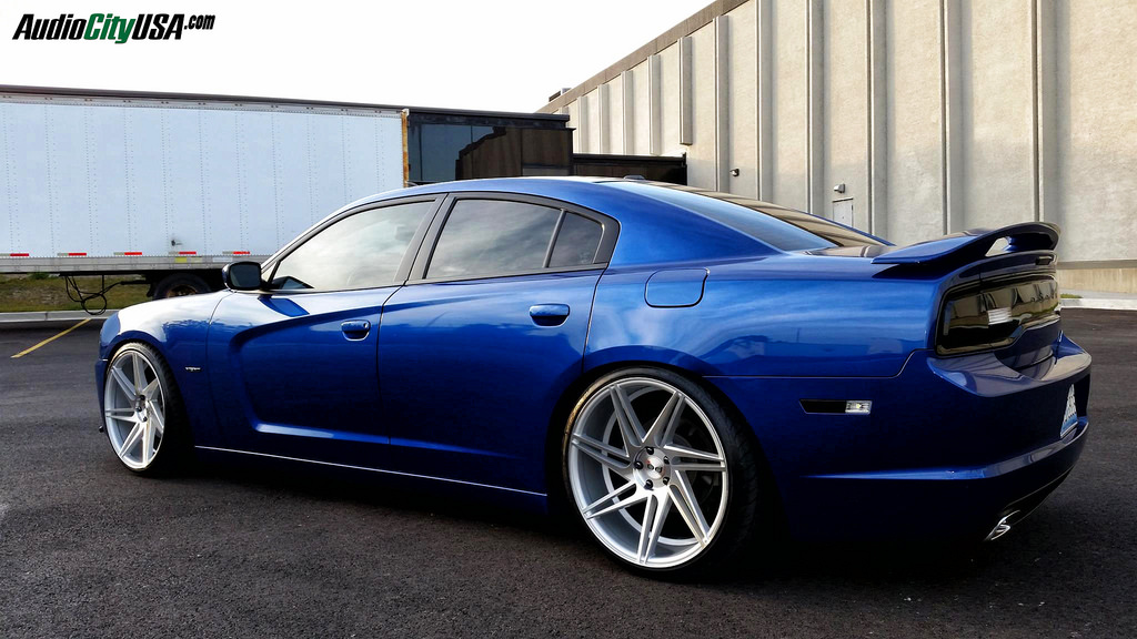 2013 Dodge Charger photo