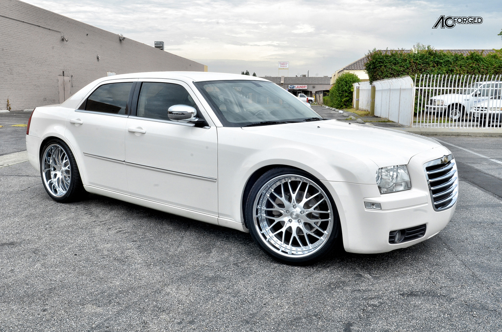 2009 Chrysler 300 photo