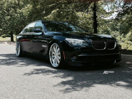 BMW 750