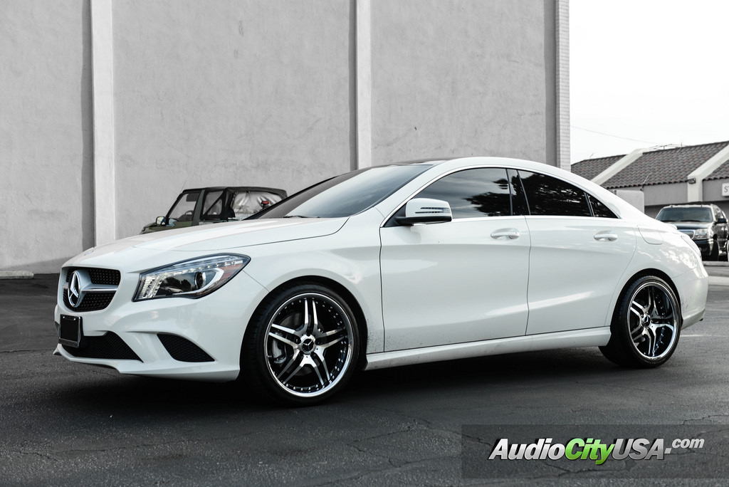 2015 Mercedes-Benz CLA-Class photo