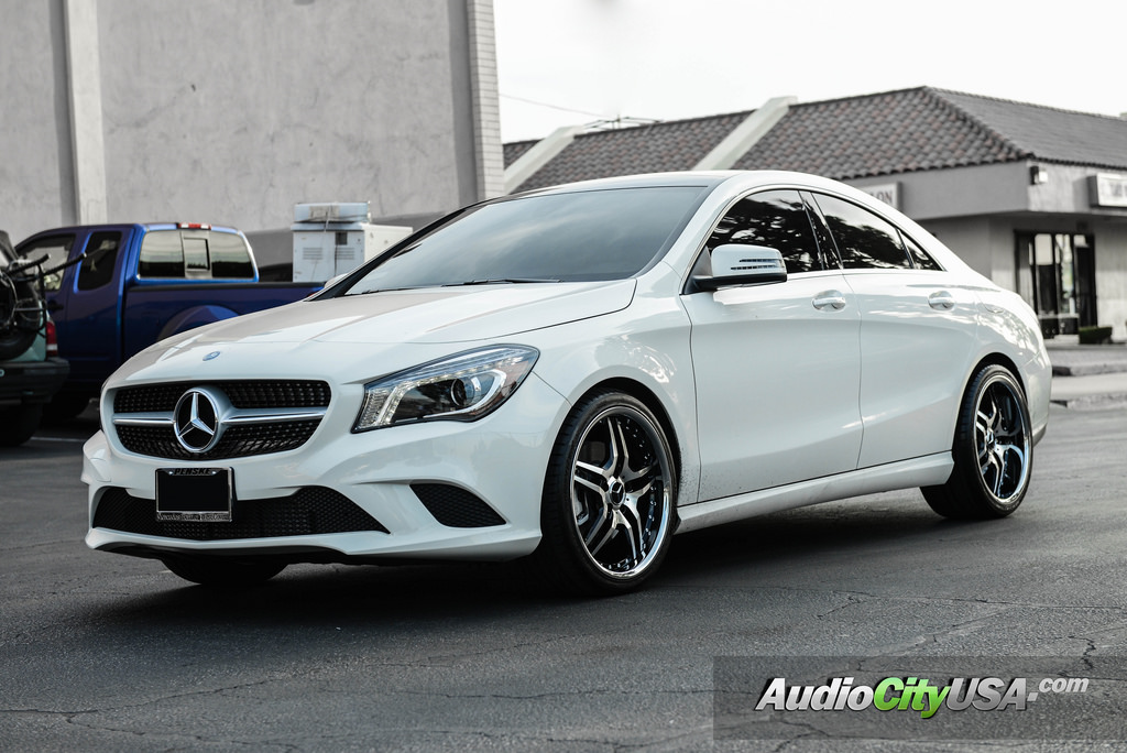 2015 Mercedes-Benz CLA-Class photo