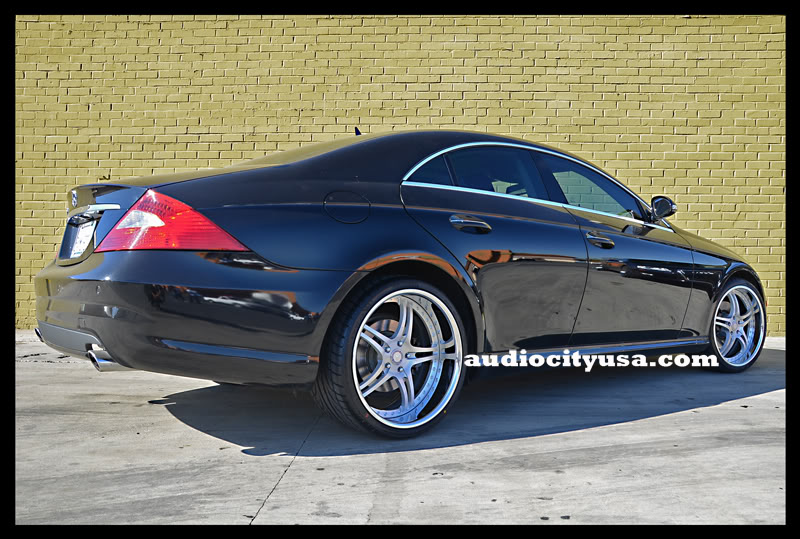 2010 Mercedes-Benz CLS-Class photo
