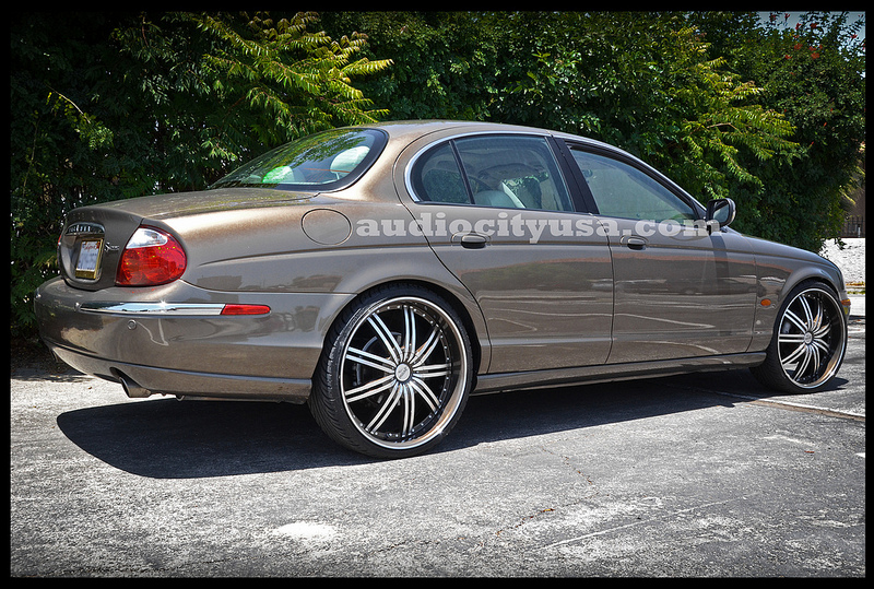 2008 Jaguar S-TYPE photo