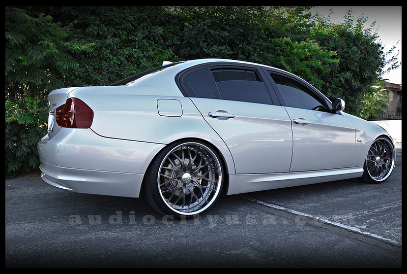 2011 BMW 328 photo