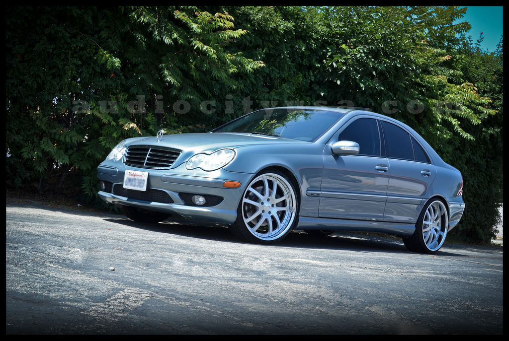2010 Mercedes-Benz C-Class photo