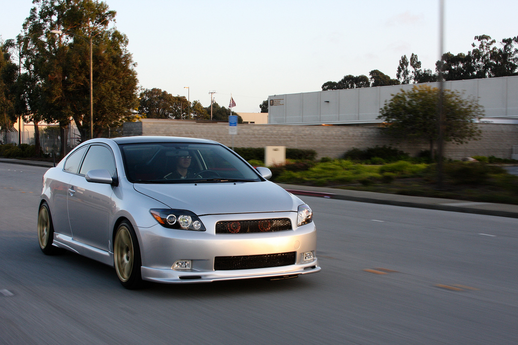 2007 Scion tC photo
