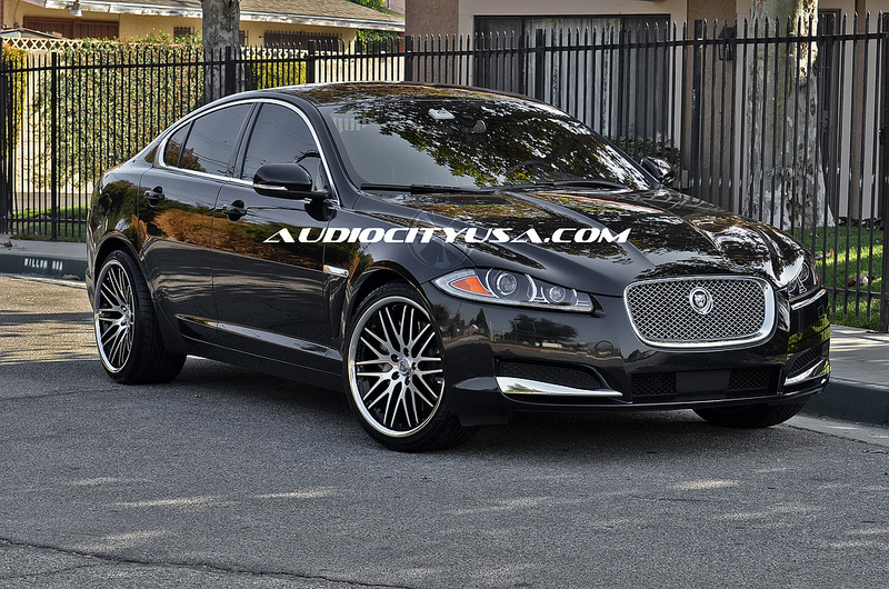 2012 Jaguar XF photo