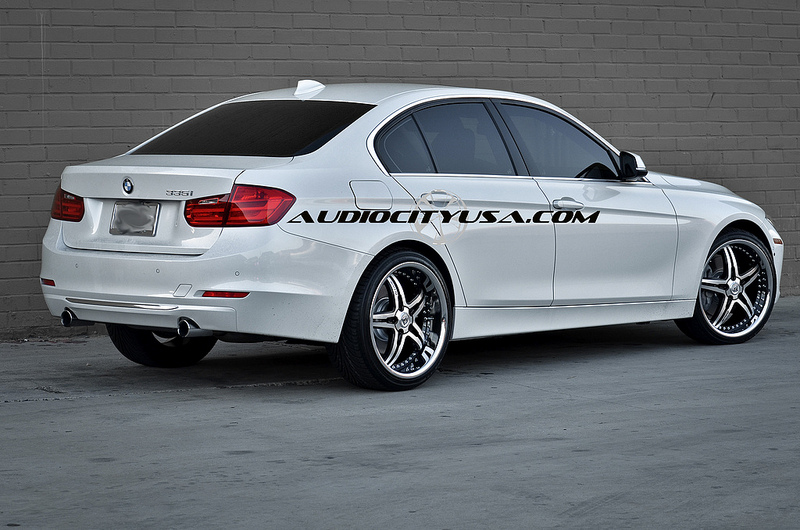 2013 BMW 335 photo