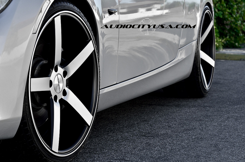 2011 BMW 335 photo
