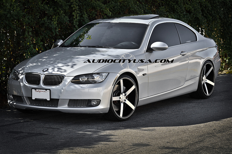 2011 BMW 335 photo