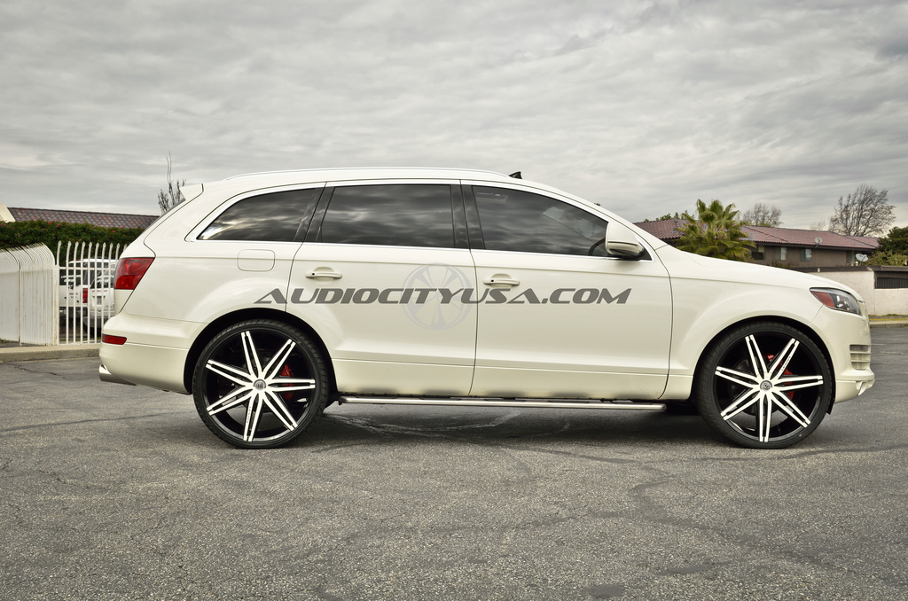 2009 Audi Q7 photo