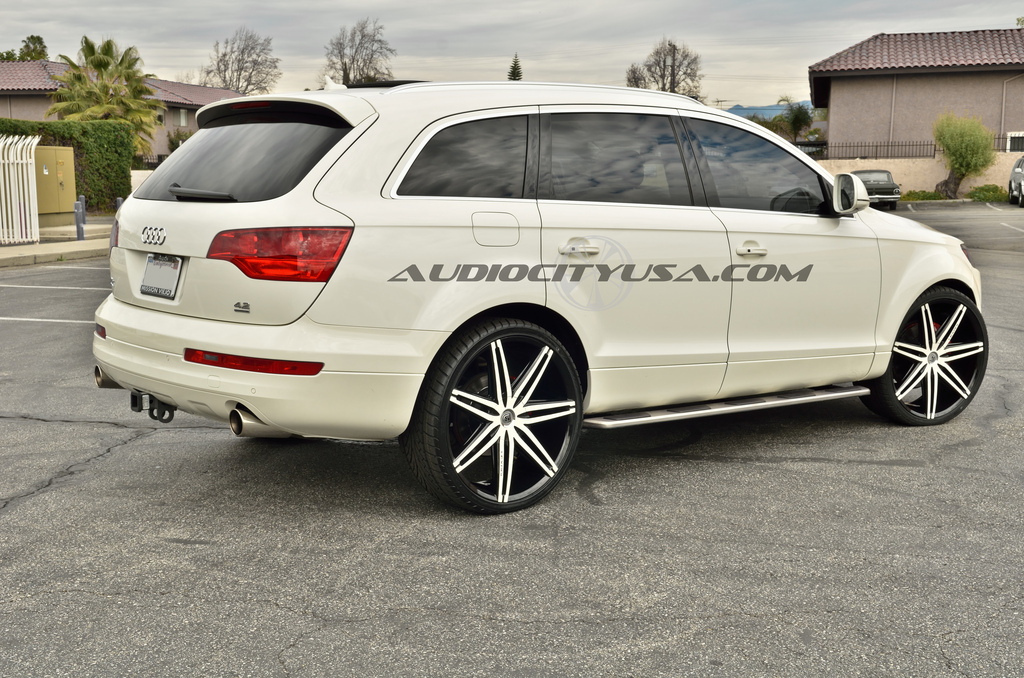 2009 Audi Q7 photo