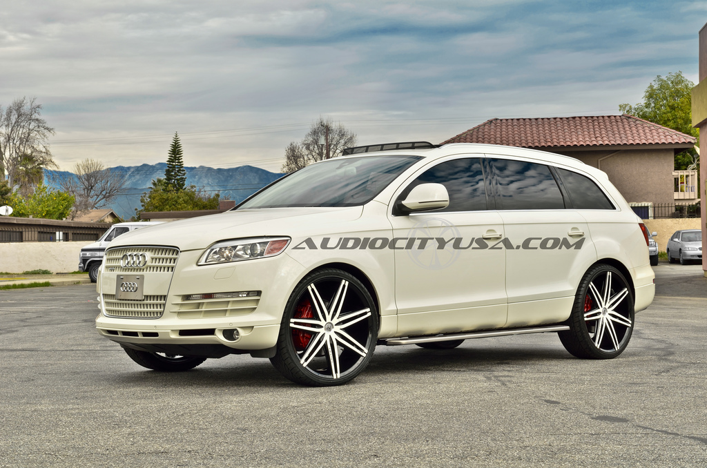 2009 Audi Q7 photo