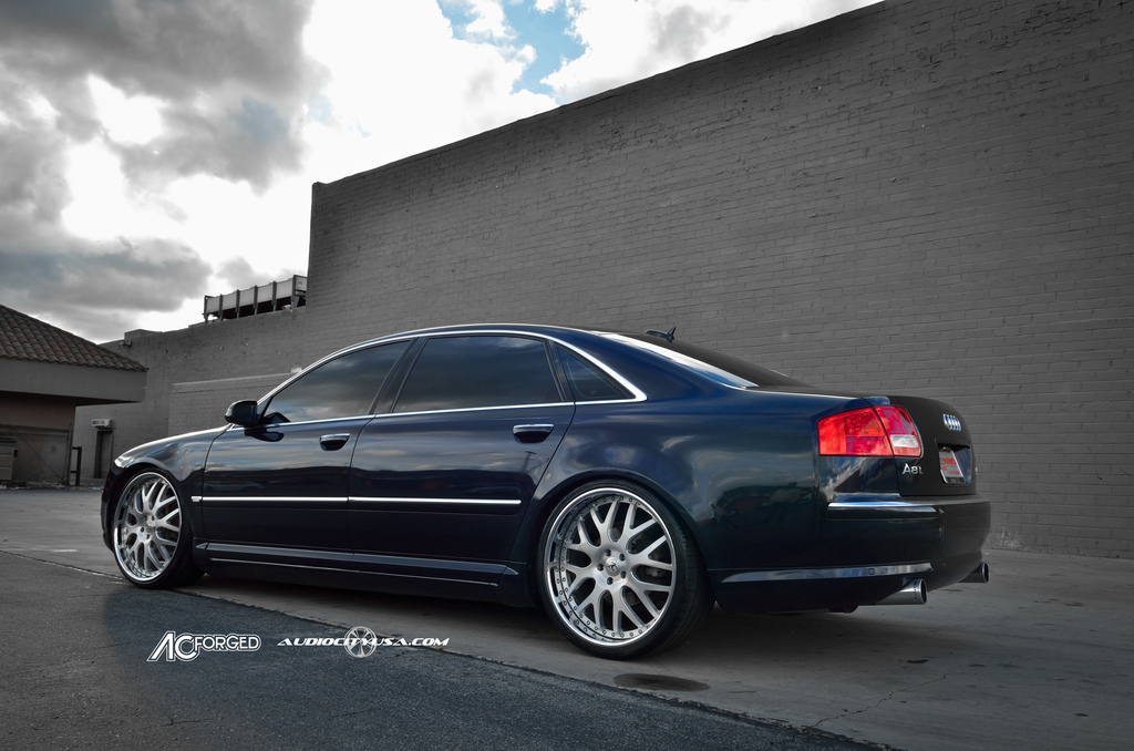2004 Audi A8 photo