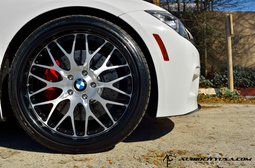 2013 BMW 335 photo