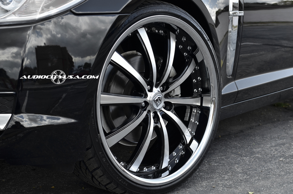 2010 Jaguar XF photo