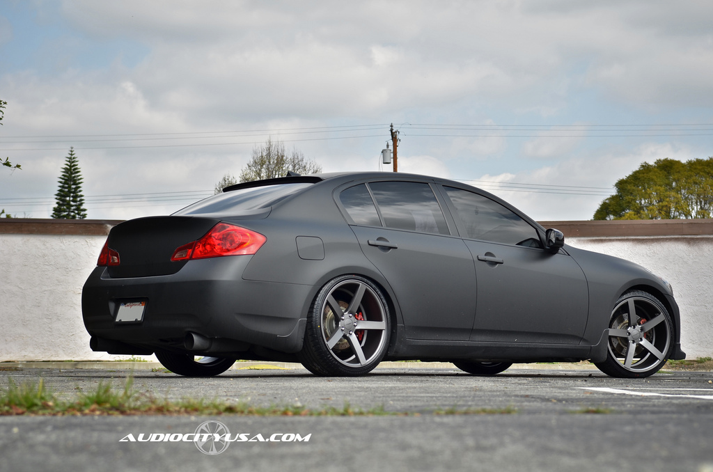 2013 Infiniti G37 photo