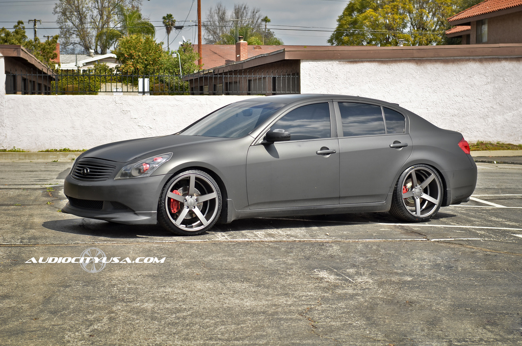 2013 Infiniti G37 photo