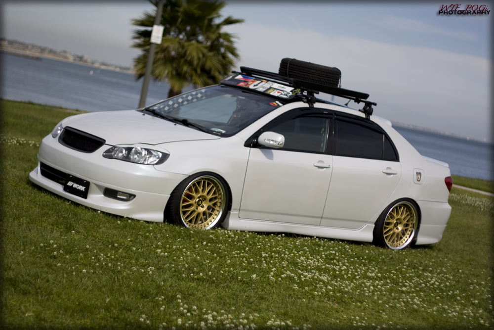 2005 Toyota Corolla photo