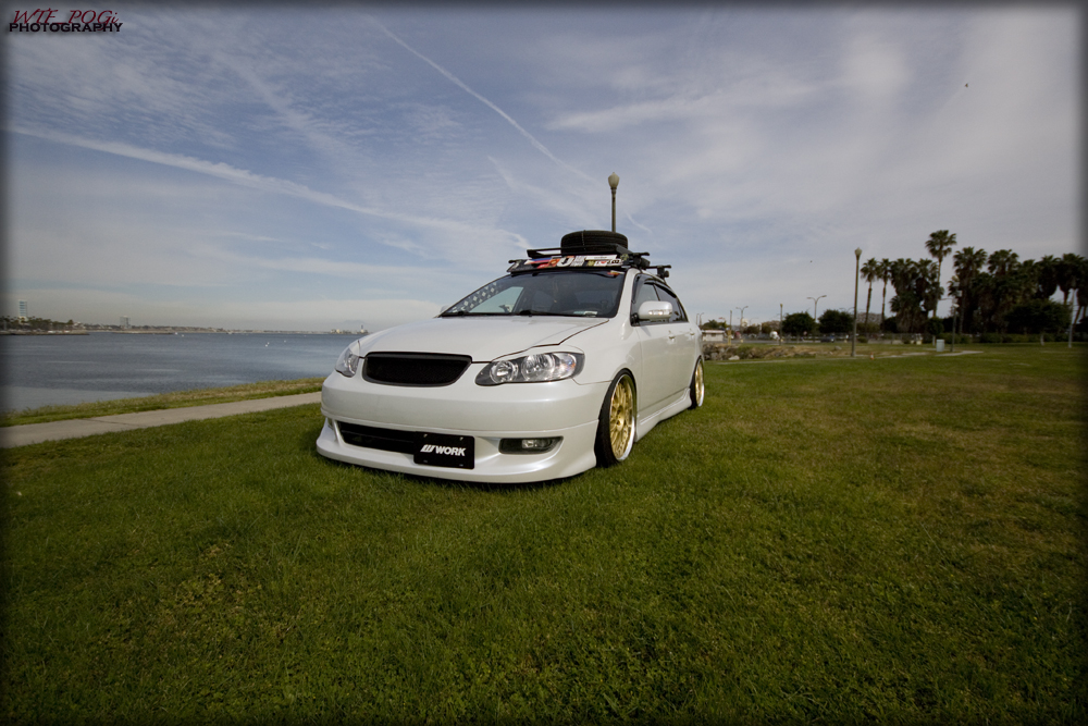 2005 Toyota Corolla photo