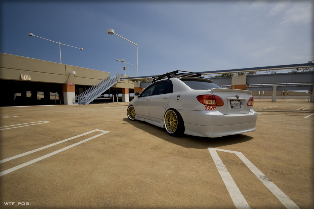 2005 Toyota Corolla photo
