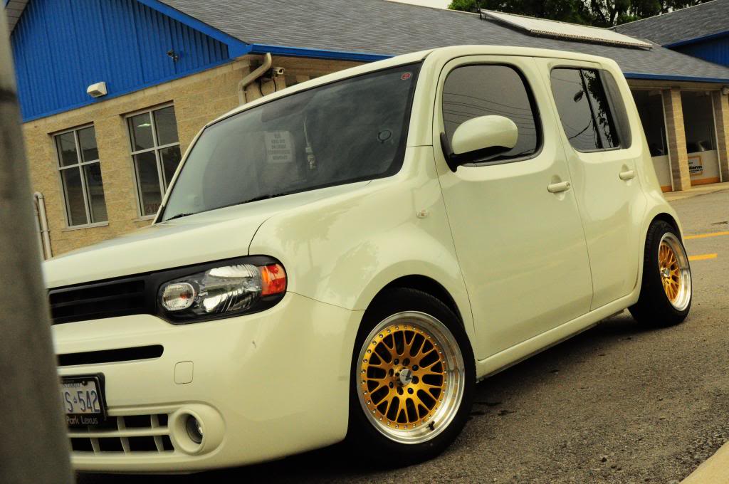2011 Nissan Cube photo