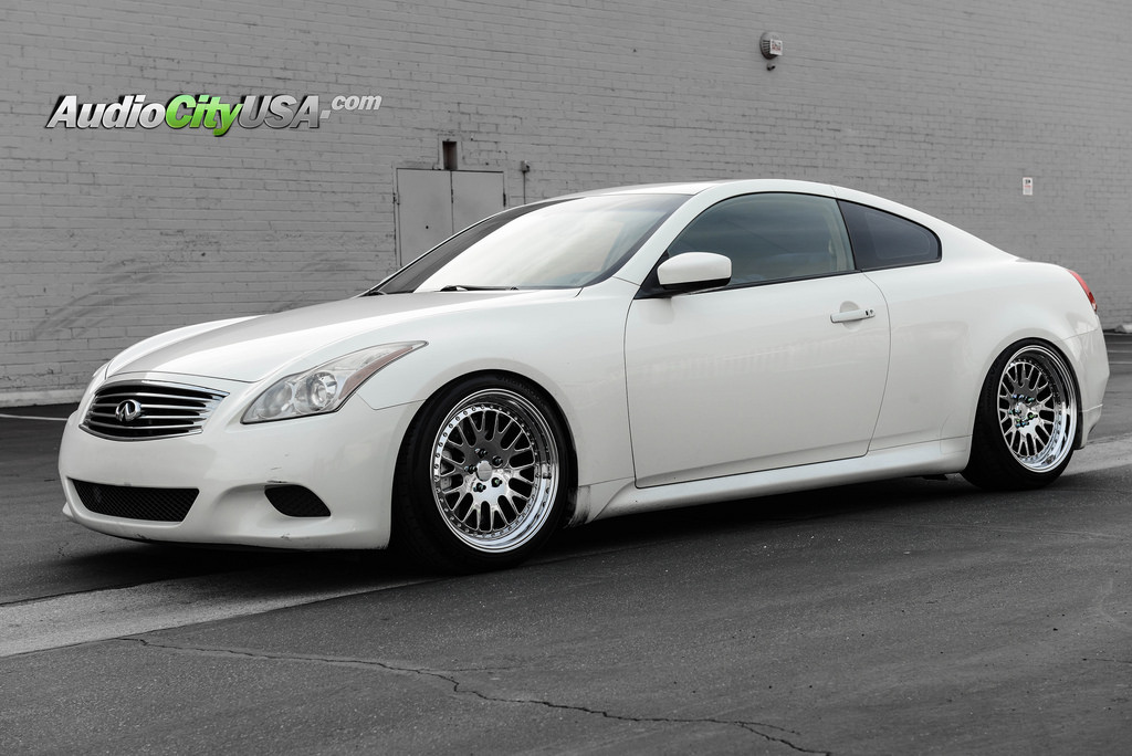 2013 Infiniti G37 photo
