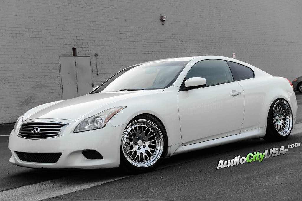 2013 Infiniti G37 photo