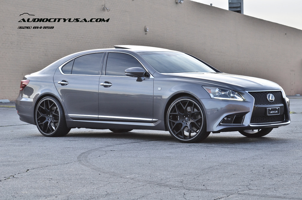 2013 Lexus LS 460 photo
